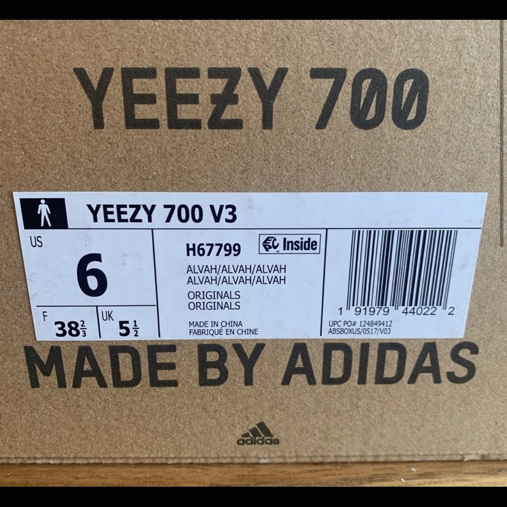 Yeezy 700 V3 - Picture 3 of 5